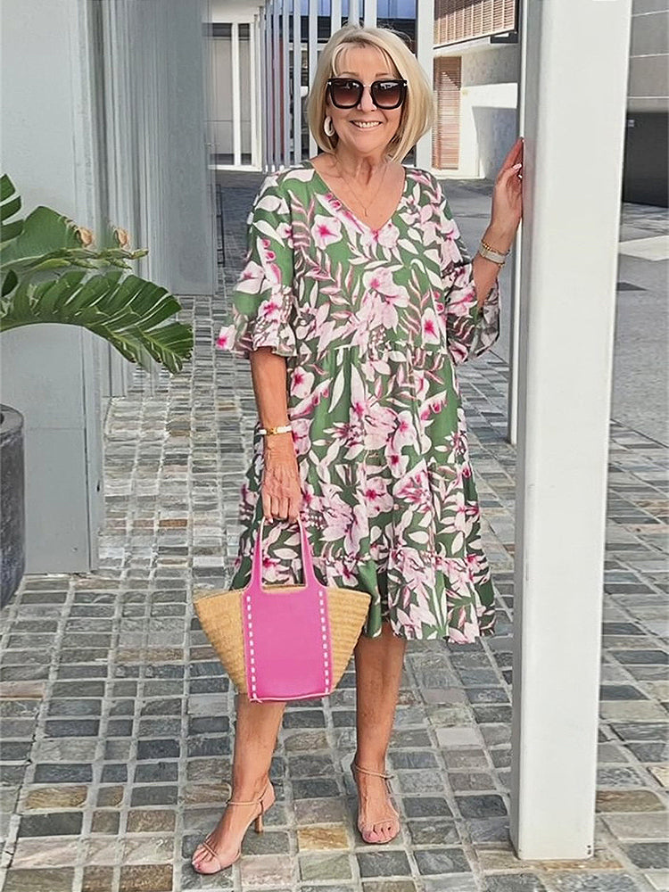 Plus Size Five-quarter Sleeve Printed V-neck Dress