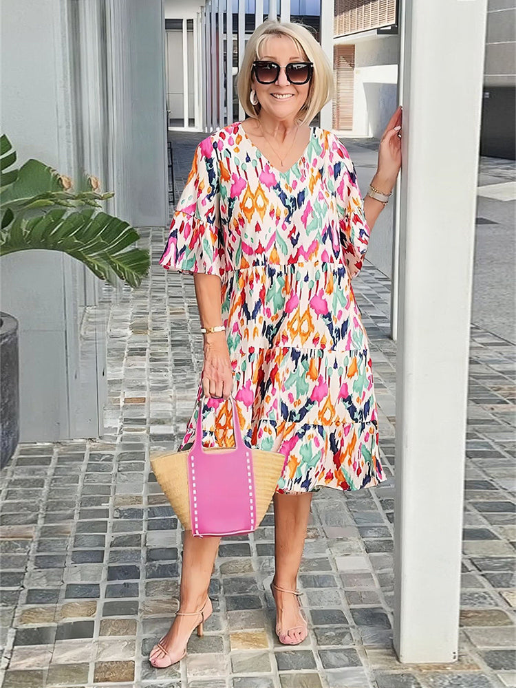 Plus Size Five-quarter Sleeve Printed V-neck Dress