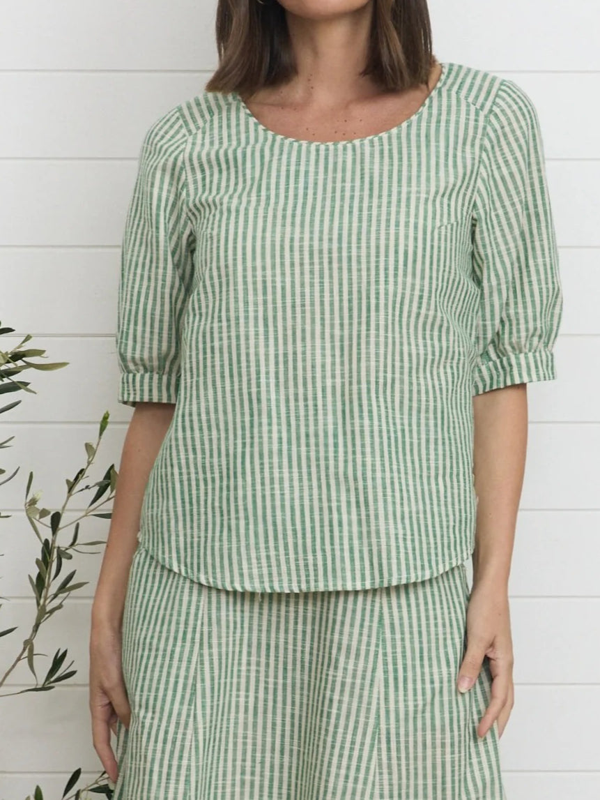 Round-neck short-sleeved striped suit for women